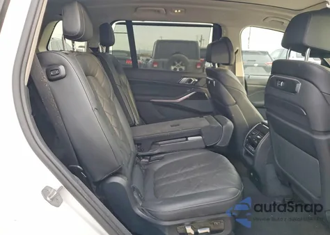 2024 BMW X7 xDrive40I z USA, uszkodzony, nr VIN 5UX23EM03R9T89120